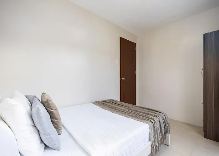 Apartment Fully Furnished 3br House In With Parking And Washer *